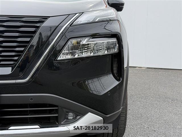 Nissan X-TRAIL HYBRID 2022-07 6505293-11