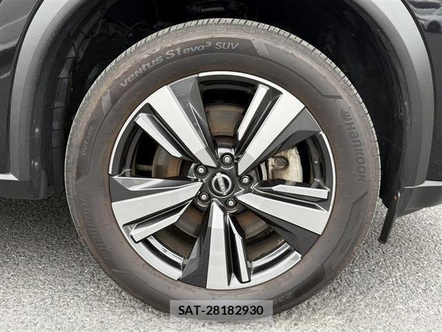 Nissan X-TRAIL HYBRID 2022-07 6505293-13