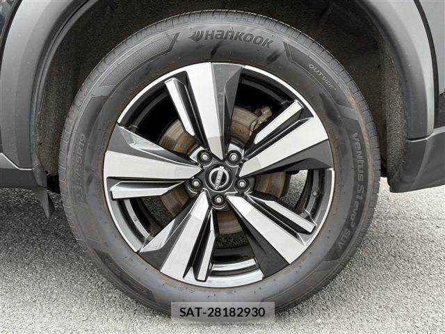 Nissan X-TRAIL HYBRID 2022-07 6505293-15
