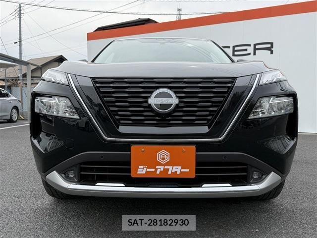 Nissan X-TRAIL HYBRID 2022-07 6505293-1
