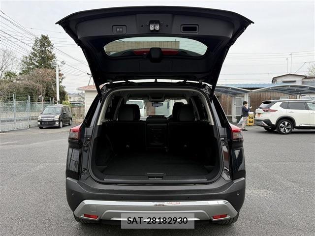 Nissan X-TRAIL HYBRID 2022-07 6505293-22