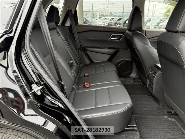 Nissan X-TRAIL HYBRID 2022-07 6505293-29