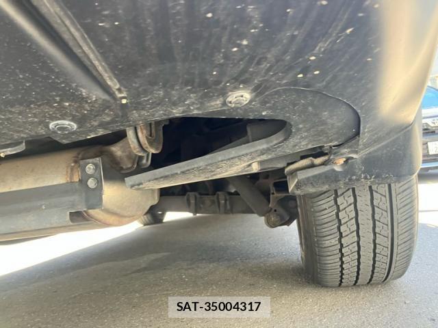Nissan X-TRAIL HYBRID 2015-10 6615928-11
