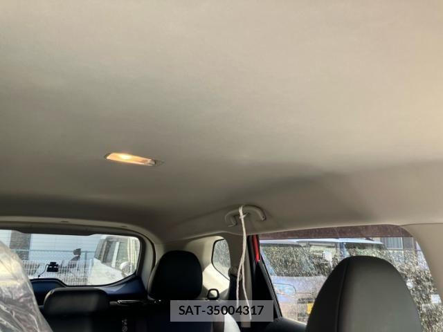 Nissan X-TRAIL HYBRID 2015-10 6615928-26