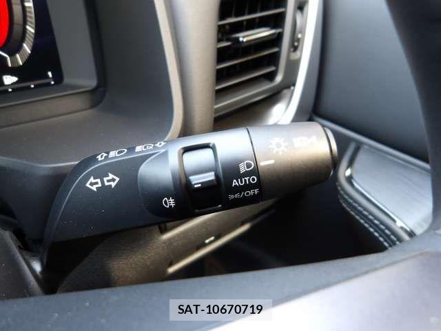 Nissan X-TRAIL HYBRID 2025-09 6615913-7