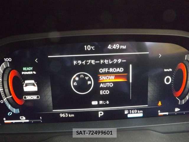 Nissan X-TRAIL HYBRID 2025-09 6615910-14