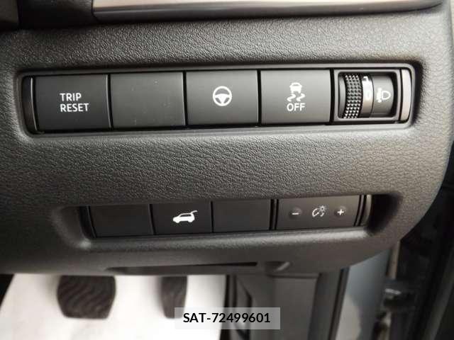 Nissan X-TRAIL HYBRID 2025-09 6615910-20