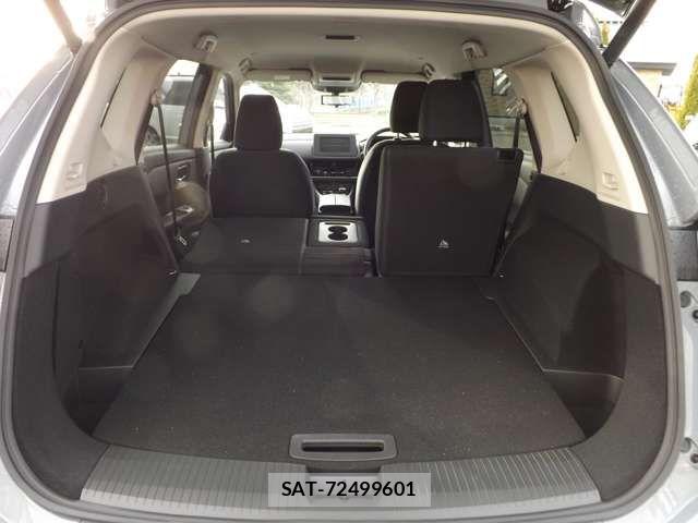 Nissan X-TRAIL HYBRID 2025-09 6615910-8