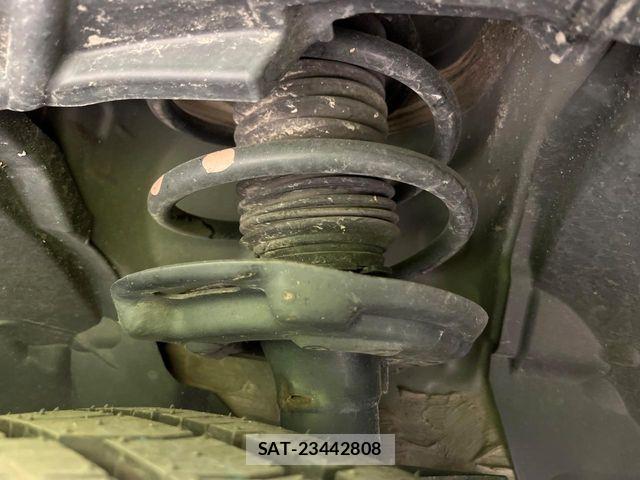 Nissan X-TRAIL HYBRID 2022-09 6615919-19