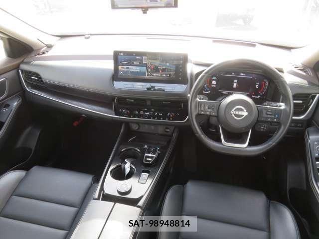 Nissan X-TRAIL HYBRID 2022-07 6615920-3