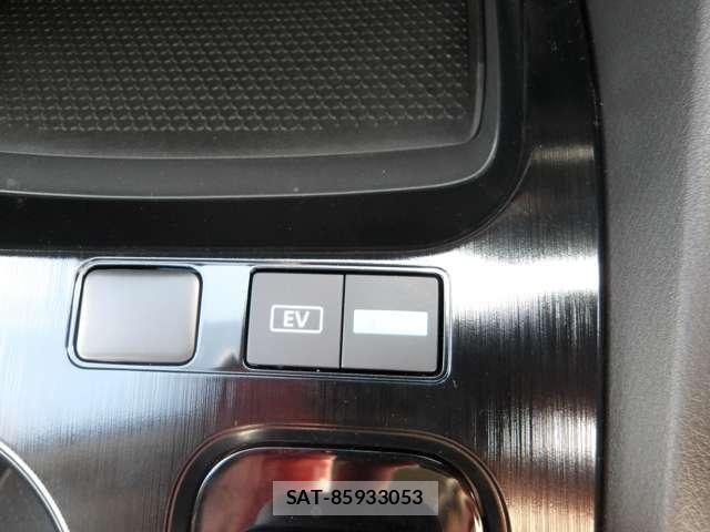 Nissan X-TRAIL HYBRID 2025-09 6615907-23