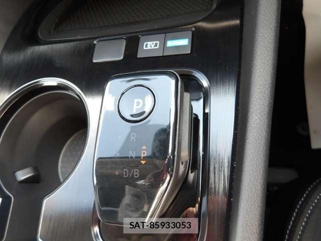 Nissan X-TRAIL HYBRID 2025-09 6615907-24