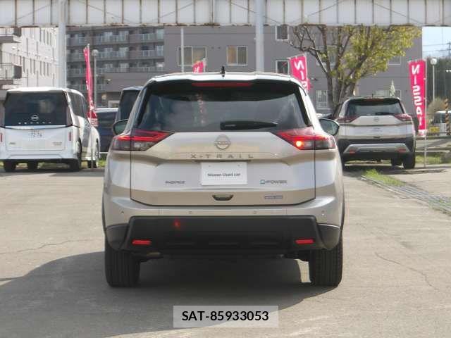 Nissan X-TRAIL HYBRID 2025-09 6615907-7