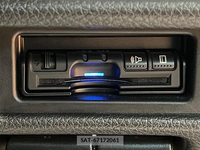 Nissan X-TRAIL HYBRID 2017-07 6615921-9