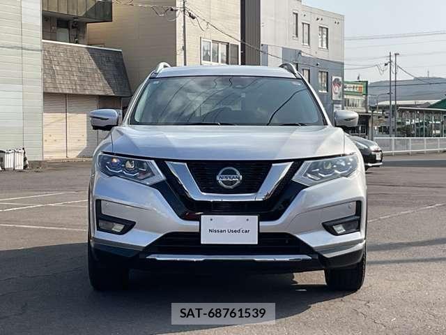 Nissan X-TRAIL HYBRID 2021-04 6615922-27