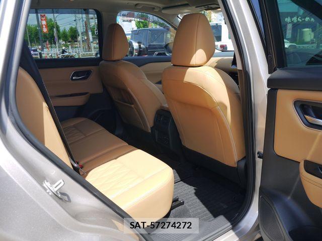 Nissan X-TRAIL HYBRID 2025-06 6642960-3