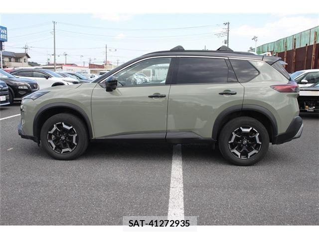 Nissan X-TRAIL HYBRID 2022-09 6678899-9