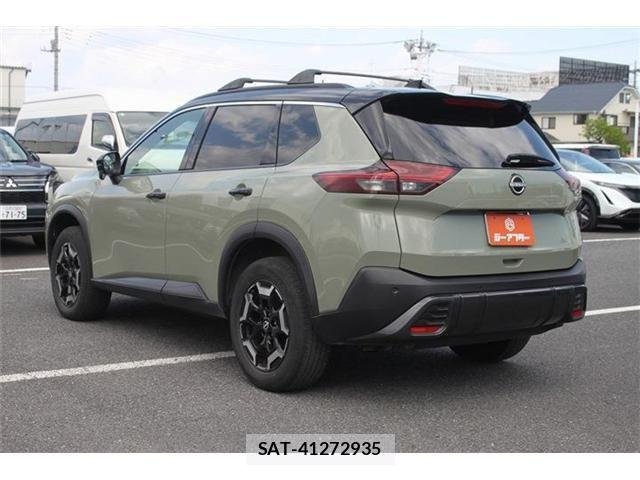 Nissan X-TRAIL HYBRID 2022-09 6678899-10