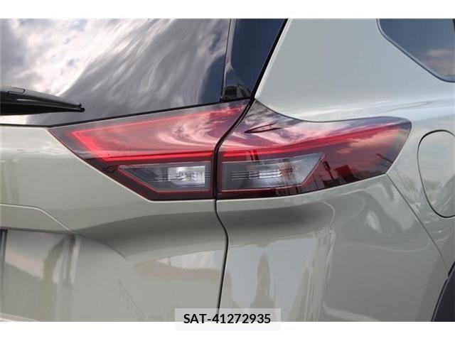 Nissan X-TRAIL HYBRID 2022-09 6678899-28