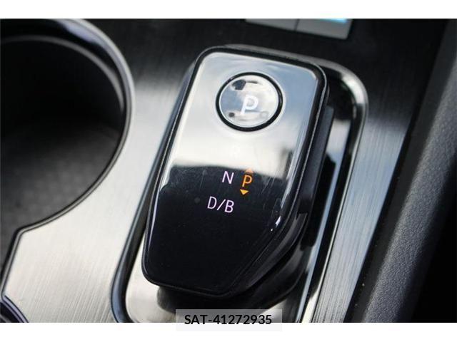 Nissan X-TRAIL HYBRID 2022-09 6678899-2
