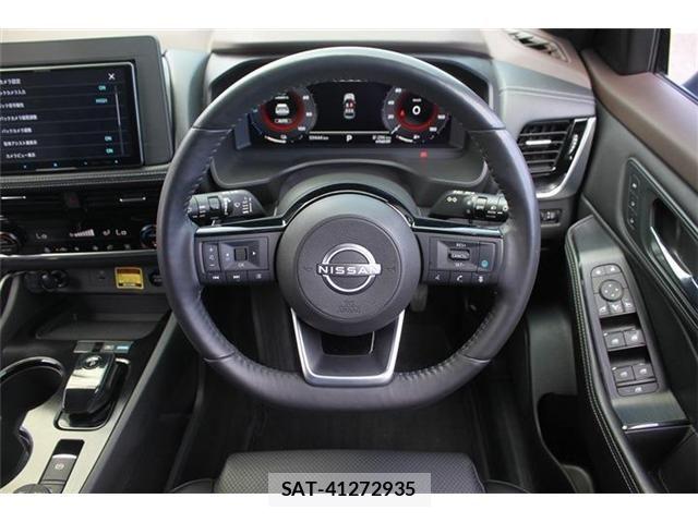 Nissan X-TRAIL HYBRID 2022-09 6678899-6
