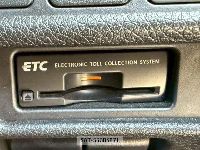Nissan X-TRAIL HYBRID 2015-08 6684091-4