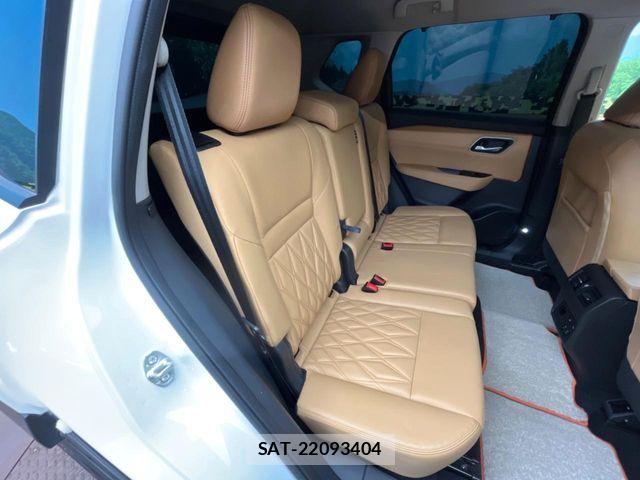 Nissan X-TRAIL HYBRID 2023-06 6717837-8