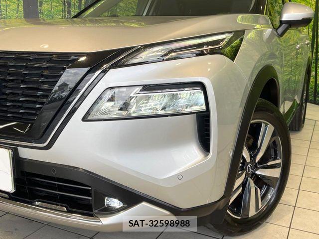 Nissan X-TRAIL HYBRID 2022-11 6717836-12