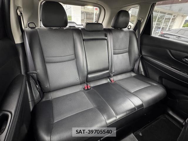 Nissan X-TRAIL HYBRID 2015-11 6717839-9