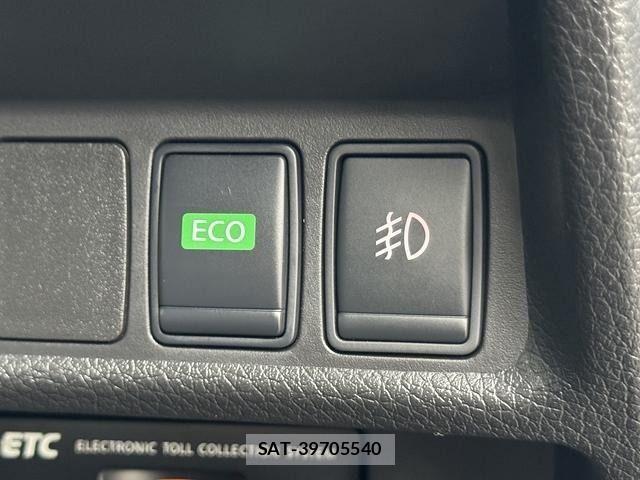 Nissan X-TRAIL HYBRID 2015-11 6717839-23