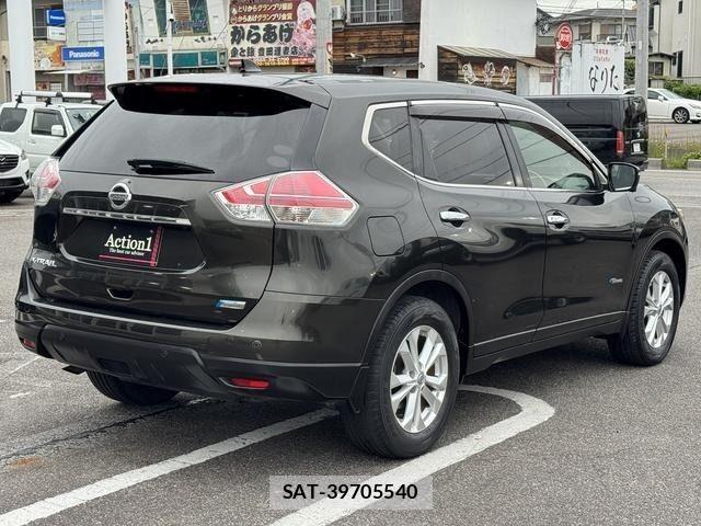 Nissan X-TRAIL HYBRID 2015-11 6717839-5