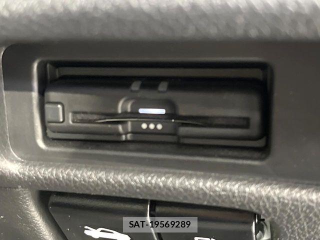 Nissan X-TRAIL HYBRID 2020-06 6754037-6