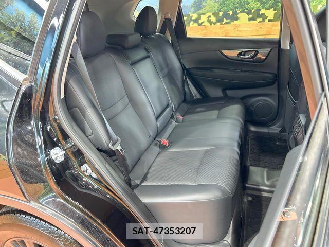 Nissan X-TRAIL HYBRID 2015-09 6754038-9