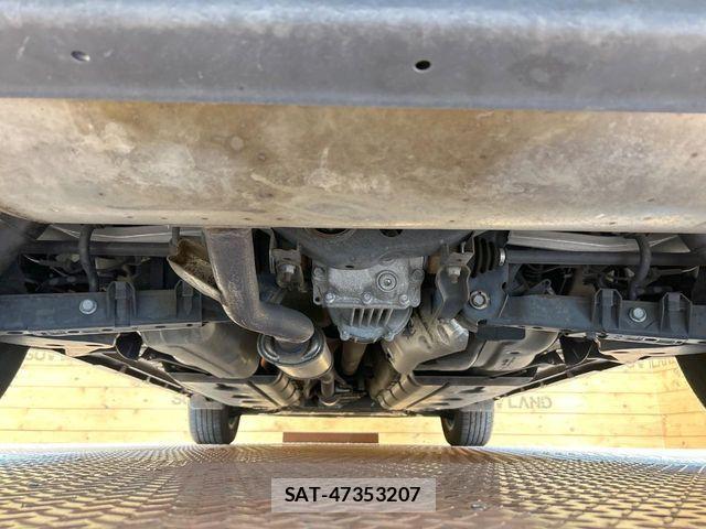 Nissan X-TRAIL HYBRID 2015-09 6754038-19