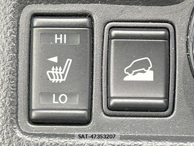 Nissan X-TRAIL HYBRID 2015-09 6754038-5