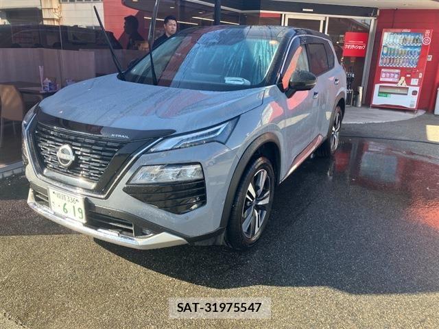 Nissan X-TRAIL HYBRID 2022-09 6754024-0