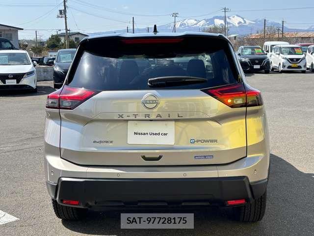 Nissan X-TRAIL HYBRID 2025-09 6754025-19