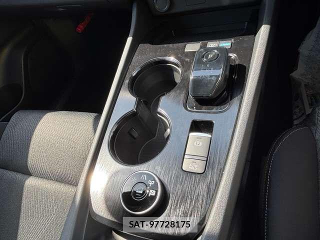Nissan X-TRAIL HYBRID 2025-09 6754025-25