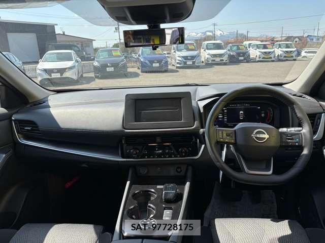 Nissan X-TRAIL HYBRID 2025-09 6754025-2