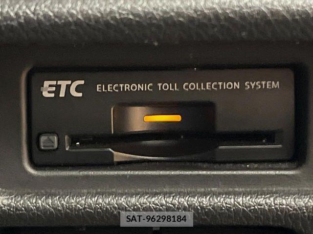 Nissan X-TRAIL HYBRID 2018-10 6754036-9