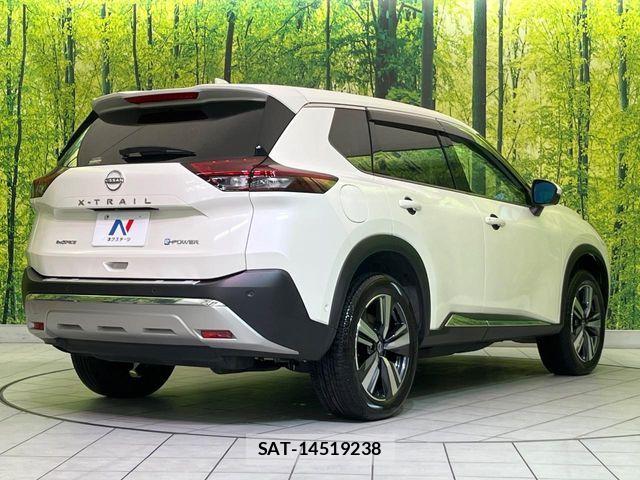 Nissan X-TRAIL HYBRID 2023-08 6791809-16