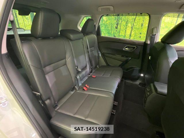 Nissan X-TRAIL HYBRID 2023-08 6791809-8