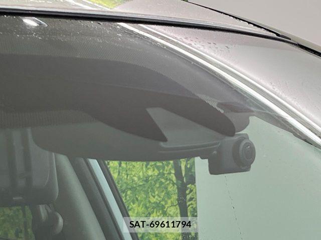 Nissan X-TRAIL HYBRID 2016-04 6791818-2