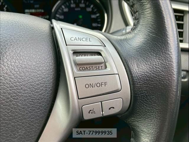 Nissan X-TRAIL HYBRID 2015-08 6791824-14