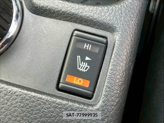 Nissan X-TRAIL HYBRID 2015-08 6791824-22