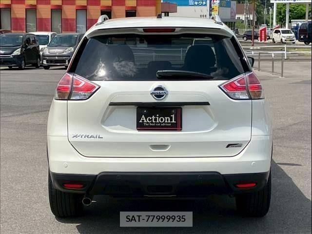 Nissan X-TRAIL HYBRID 2015-08 6791824-4