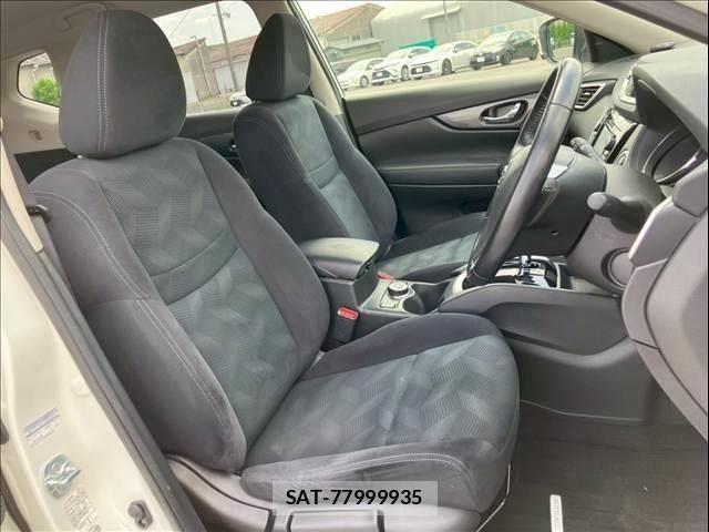 Nissan X-TRAIL HYBRID 2015-08 6791824-8