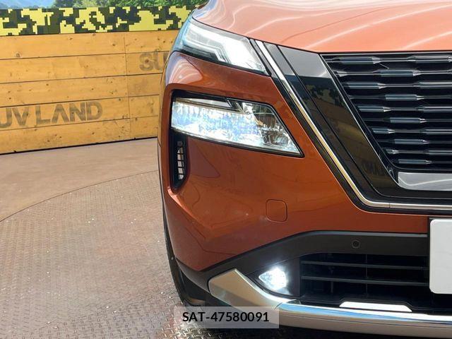 Nissan X-TRAIL HYBRID 2022-07 6791806-12