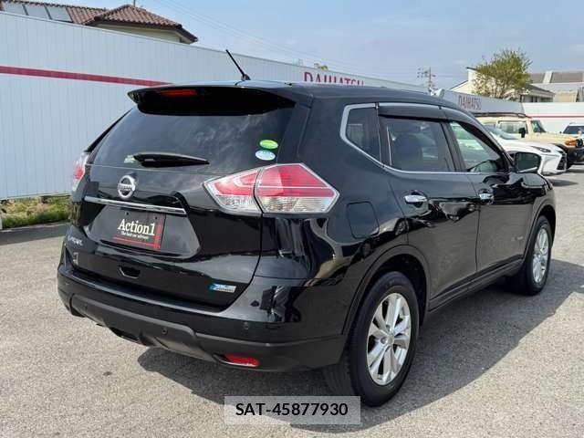 Nissan X-TRAIL HYBRID 2015-07 6791823-5
