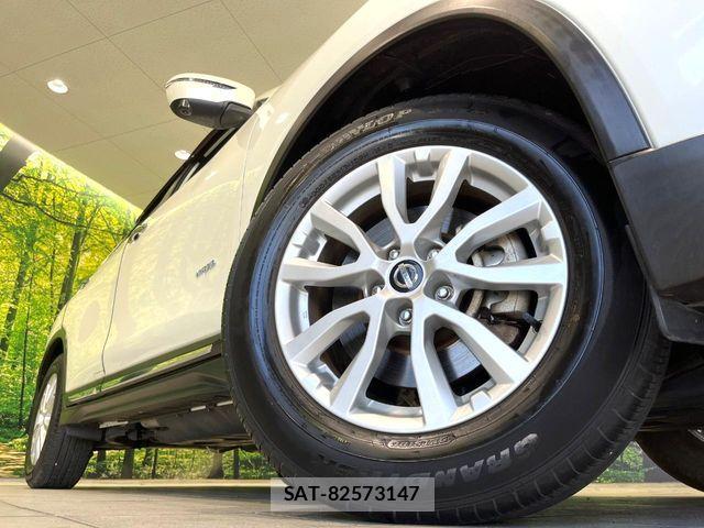 Nissan X-TRAIL HYBRID 2017-07 6791812-13